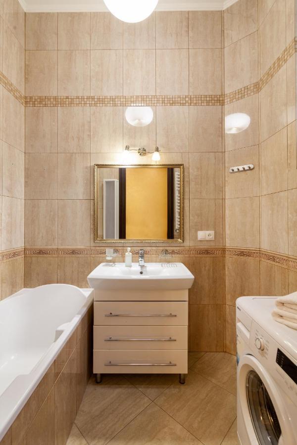 לבוב Alfa Apartments Levytskoho מראה חיצוני תמונה