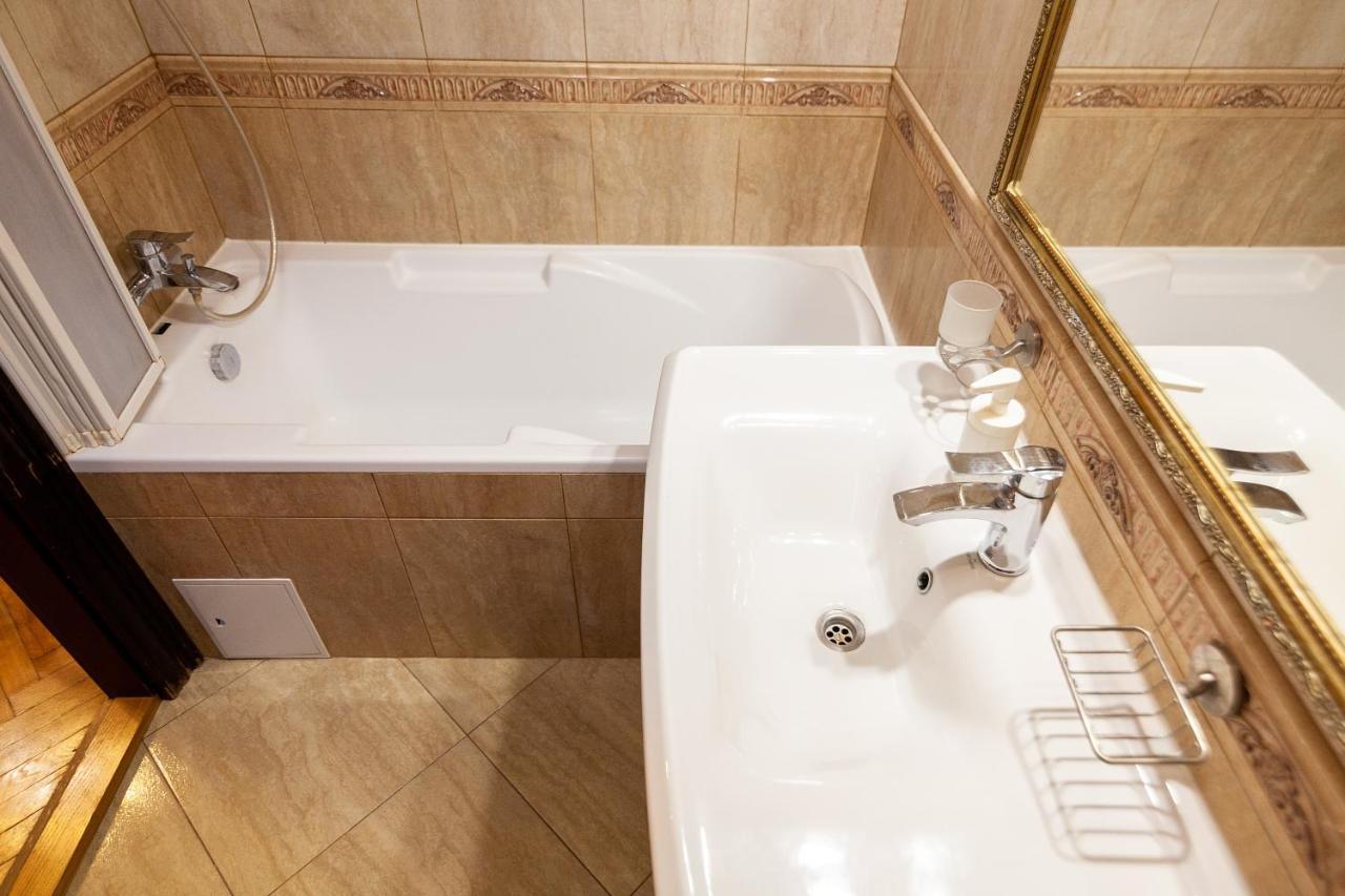 לבוב Alfa Apartments Levytskoho מראה חיצוני תמונה